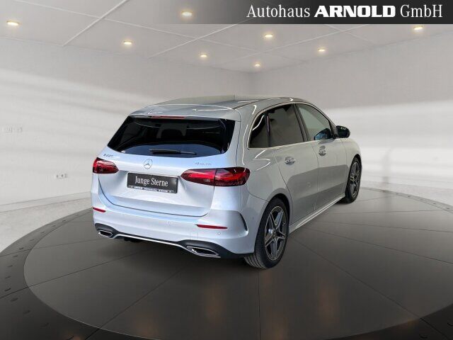 MERCEDES-BENZ B 220 4Matic AMG-Line Ansicht 4 für Fahrzeugdetailseite