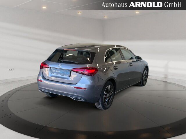 MERCEDES-BENZ A 250 e Progressive Ansicht 4 für Fahrzeugdetailseite