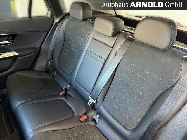 MERCEDES-BENZ GLC 220 d 4M AMG-Line Ansicht 13 für Fahrzeugdetailseite