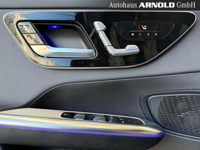 MERCEDES-BENZ GLC 220 d 4M AMG-Line Ansicht 13 für Fahrzeugdetailseite