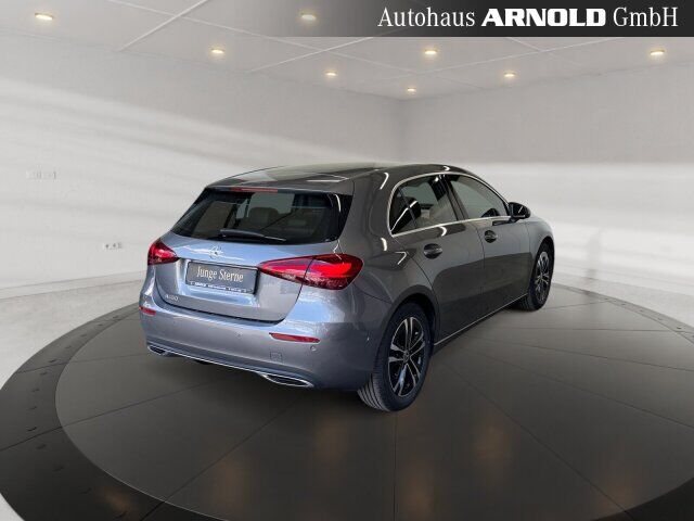 MERCEDES-BENZ A 180 Progressive Ansicht 4 für Fahrzeugdetailseite