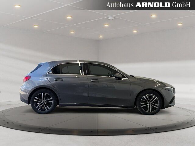 MERCEDES-BENZ A 180 Progressive Ansicht 5 für Fahrzeugdetailseite