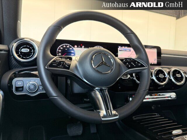 MERCEDES-BENZ A 180 Progressive Ansicht 9 für Fahrzeugdetailseite