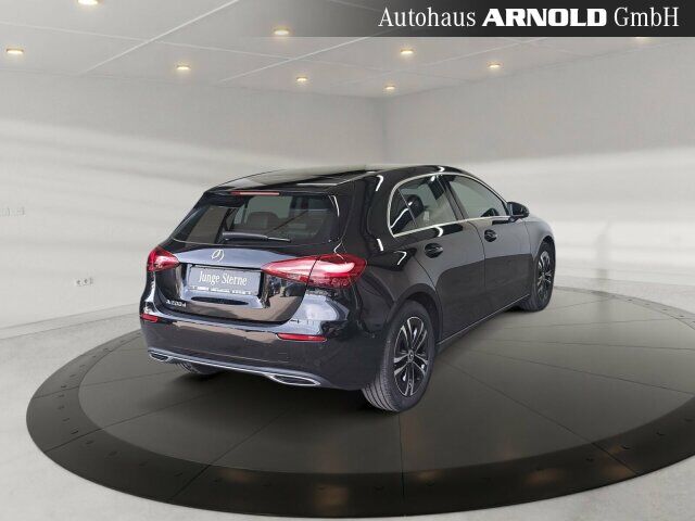 MERCEDES-BENZ A 200 d Progressive Ansicht 4 für Fahrzeugdetailseite