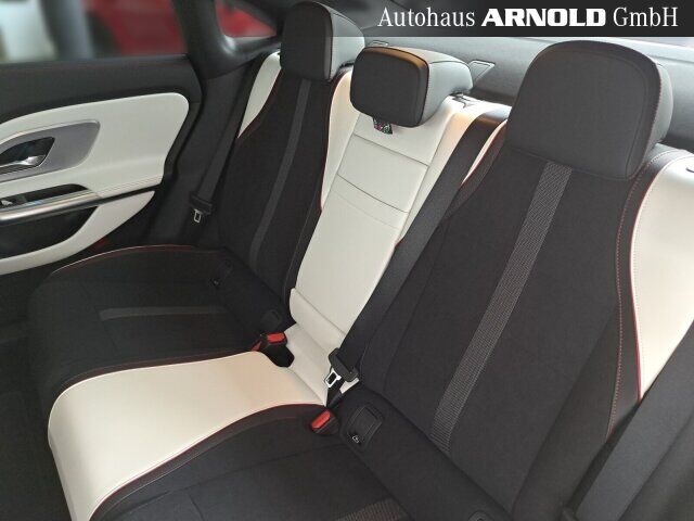 MERCEDES-BENZ CLA 200 AMG-Line Ansicht 14 für Fahrzeugdetailseite