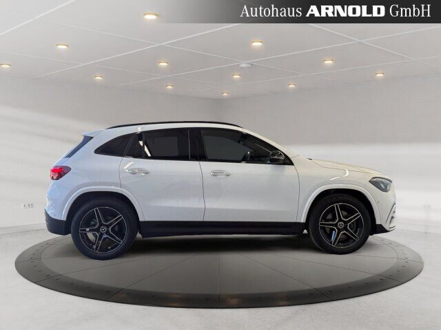 MERCEDES-BENZ GLA 200 AMG-Line Ansicht 5 für Fahrzeugdetailseite