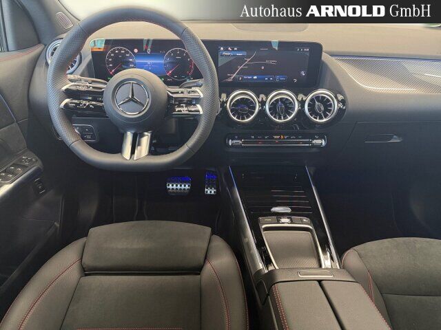 MERCEDES-BENZ GLA 200 AMG-Line Ansicht 8 für Fahrzeugdetailseite
