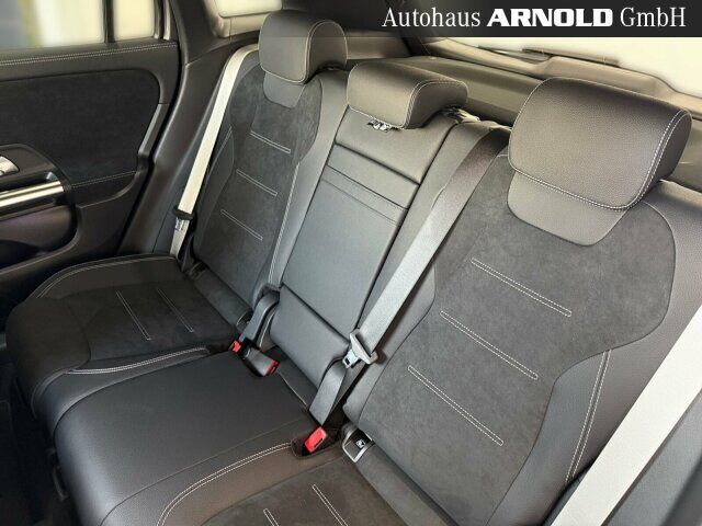 MERCEDES-BENZ GLA 250 4M AMG-Line Ansicht 14 für Fahrzeugdetailseite