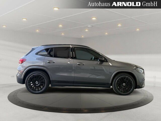 MERCEDES-BENZ GLA 250 4M AMG-Line Ansicht 5 für Fahrzeugdetailseite