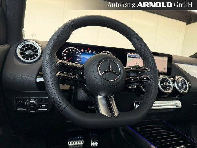 MERCEDES-BENZ GLA 250 4M AMG-Line Ansicht 9 für Fahrzeugdetailseite