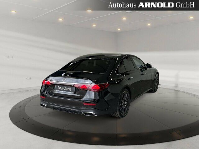 MERCEDES-BENZ E 450 d 4M AMG-Line Ansicht 4 für Fahrzeugdetailseite