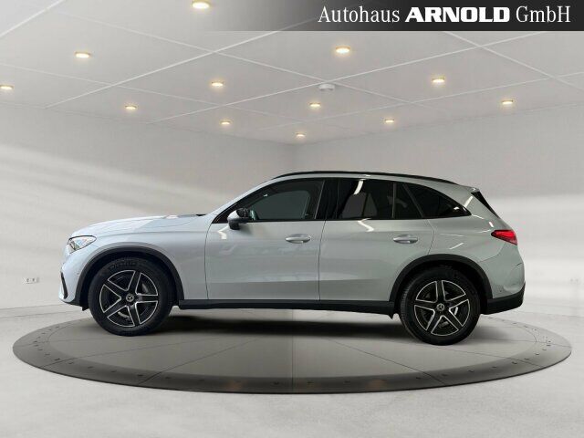 MERCEDES-BENZ GLC 300 d 4M AMG-Line Ansicht 2 für Fahrzeugdetailseite