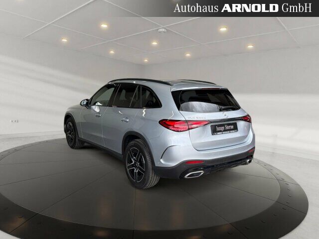 MERCEDES-BENZ GLC 300 d 4M AMG-Line Ansicht 3 für Fahrzeugdetailseite