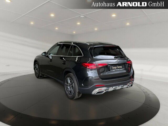 MERCEDES-BENZ GLC 300 d 4M AMG-Line Ansicht 3 für Fahrzeugdetailseite