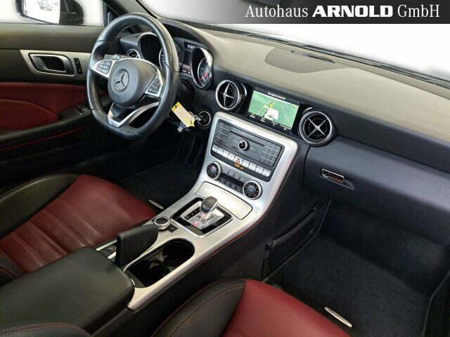 MERCEDES-BENZ SLC 250 d Ansicht 12 für Fahrzeugdetailseite