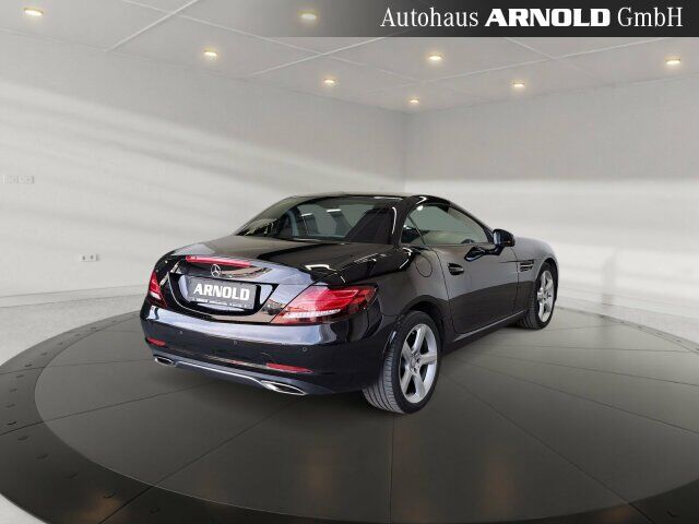 MERCEDES-BENZ SLC 250 d Ansicht 4 für Fahrzeugdetailseite