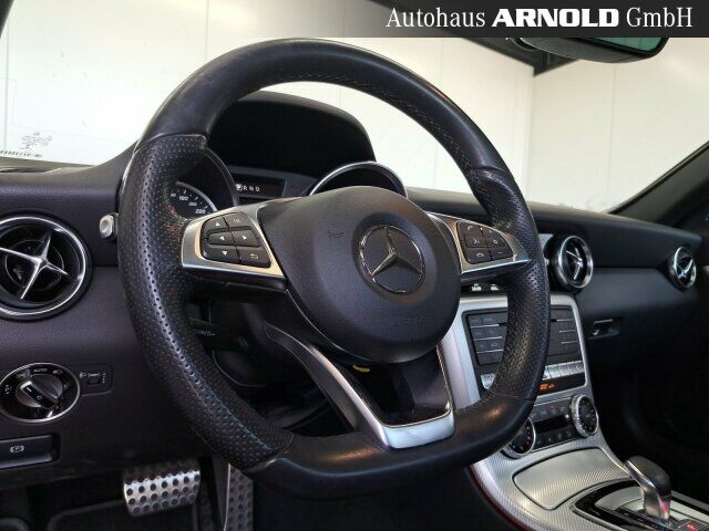 MERCEDES-BENZ SLC 250 d Ansicht 9 für Fahrzeugdetailseite