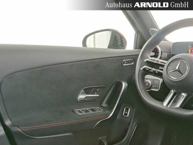 MERCEDES-BENZ A 250 e AMG-Line Ansicht 8 für Fahrzeugdetailseite