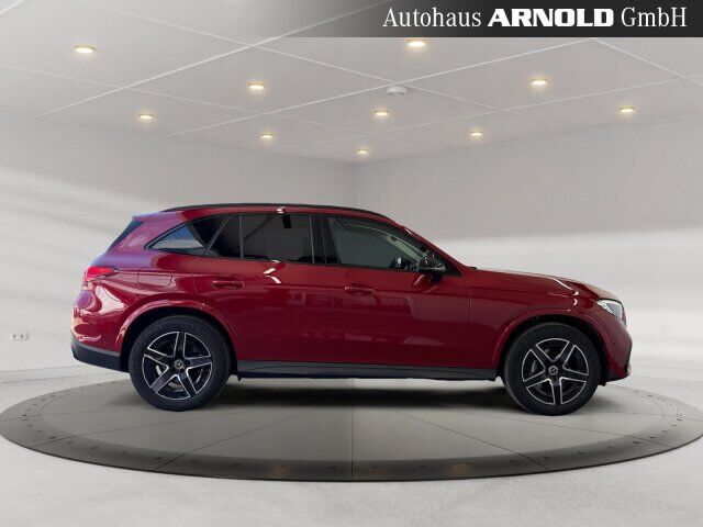 MERCEDES-BENZ GLC 220 d 4M AMG-Line Ansicht 5 für Fahrzeugdetailseite