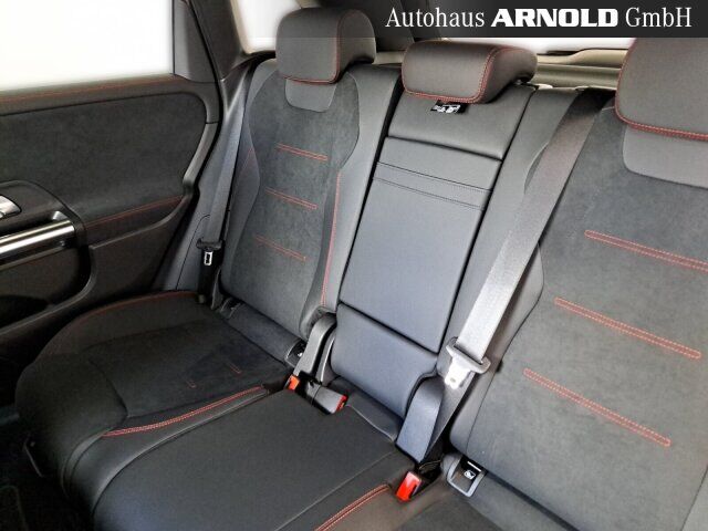 MERCEDES-BENZ B 220 d AMG-Line Ansicht 14 für Fahrzeugdetailseite