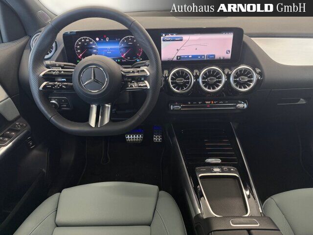 MERCEDES-BENZ GLA 200 AMG-Line Ansicht 8 für Fahrzeugdetailseite