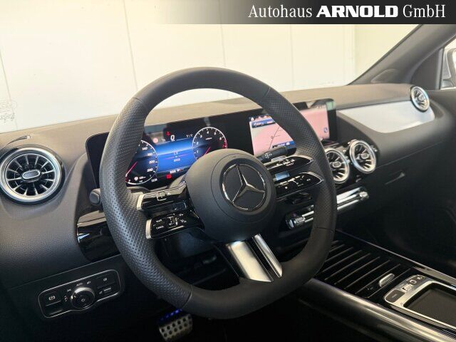 MERCEDES-BENZ GLA 200 AMG-Line Ansicht 9 für Fahrzeugdetailseite