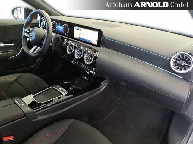 MERCEDES-BENZ A 220 d AMG-Line Ansicht 12 für Fahrzeugdetailseite
