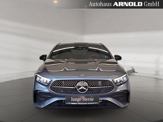 MERCEDES-BENZ A 220 d AMG-Line Ansicht 7 für Fahrzeugdetailseite