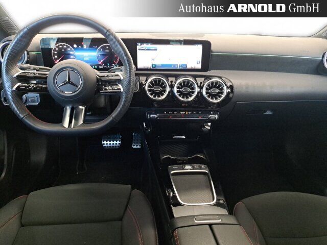 MERCEDES-BENZ A 220 d AMG-Line Ansicht 8 für Fahrzeugdetailseite