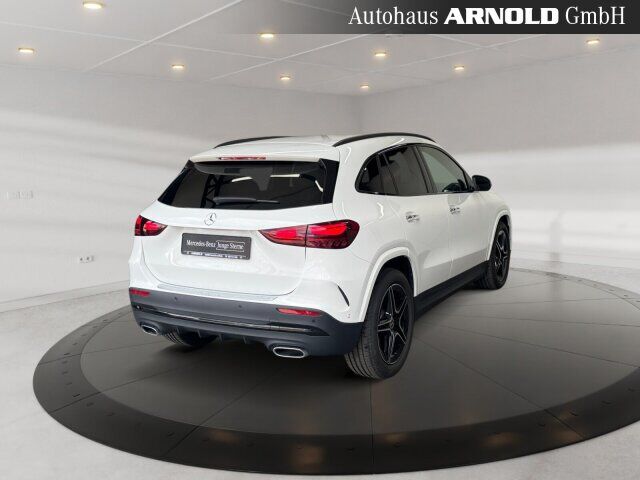 MERCEDES-BENZ GLA 220 4M AMG-Line Ansicht 4 für Fahrzeugdetailseite