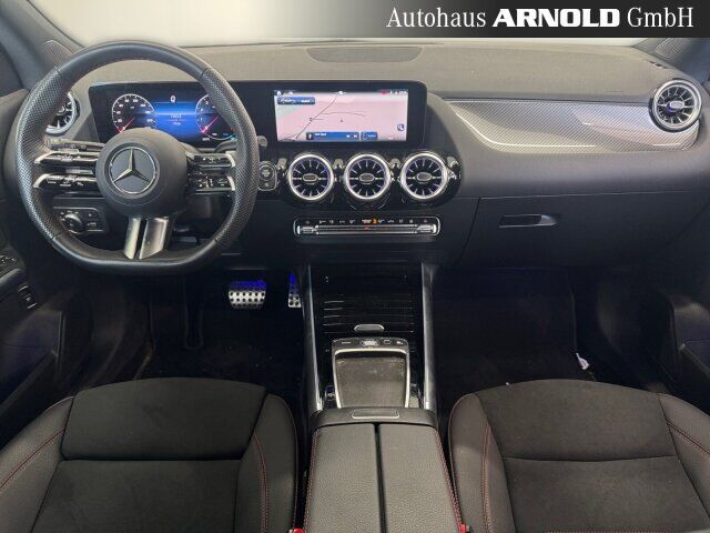 MERCEDES-BENZ GLA 220 4M AMG-Line Ansicht 8 für Fahrzeugdetailseite