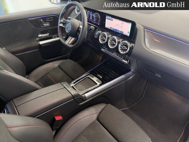 MERCEDES-BENZ GLA 250 4M AMG-Line Ansicht 12 für Fahrzeugdetailseite