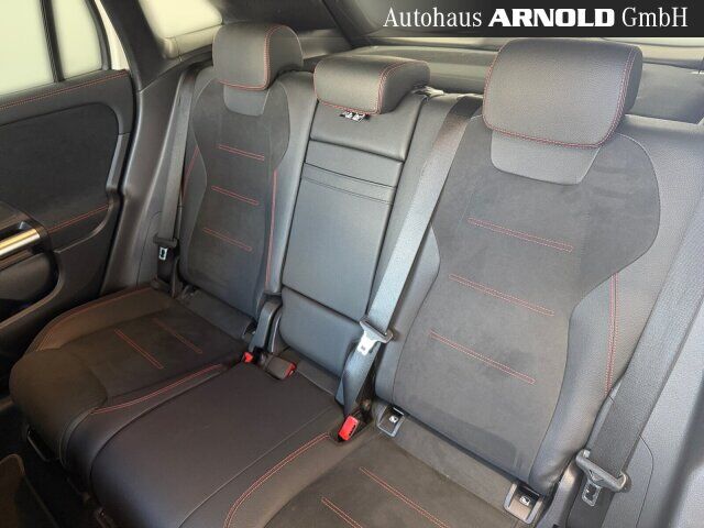 MERCEDES-BENZ GLA 250 4M AMG-Line Ansicht 13 für Fahrzeugdetailseite