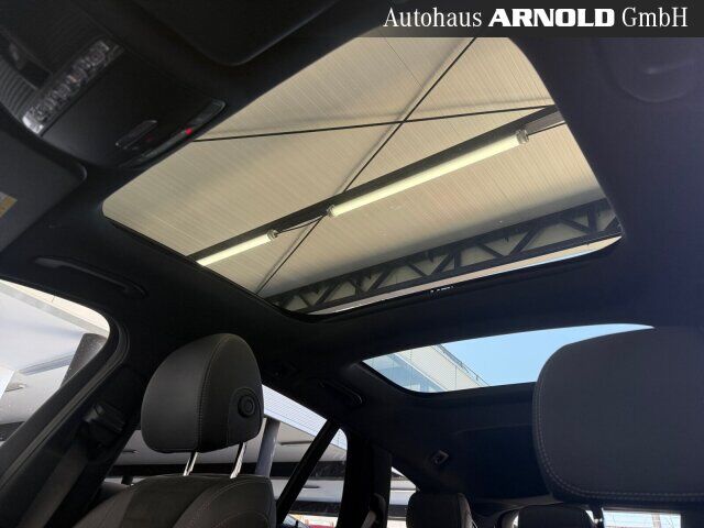 MERCEDES-BENZ E 300 T de AMG-Line Ansicht 12 für Fahrzeugdetailseite