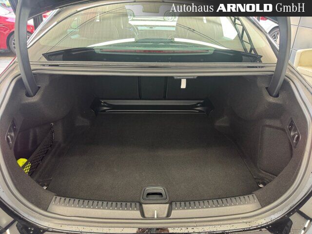 MERCEDES-BENZ E 220 d 4M AMG-Line Ansicht 15 für Fahrzeugdetailseite