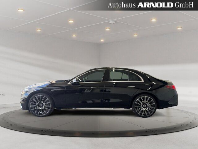 MERCEDES-BENZ E 220 d 4M AMG-Line Ansicht 2 für Fahrzeugdetailseite