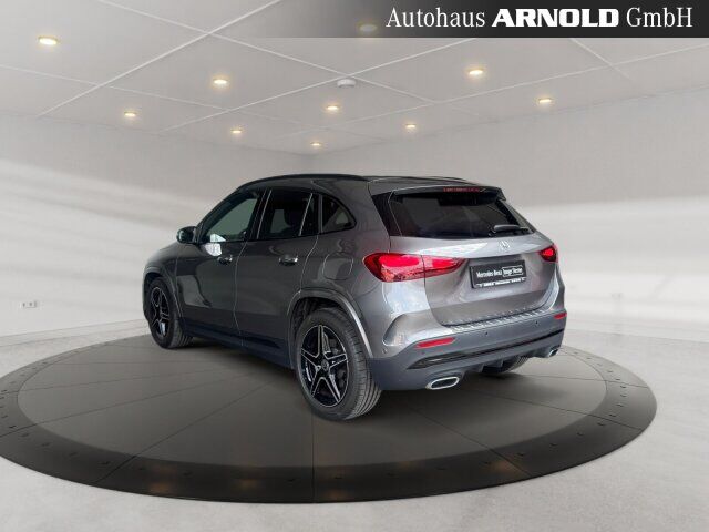 MERCEDES-BENZ GLA 220 4M AMG-Line Ansicht 3 für Fahrzeugdetailseite
