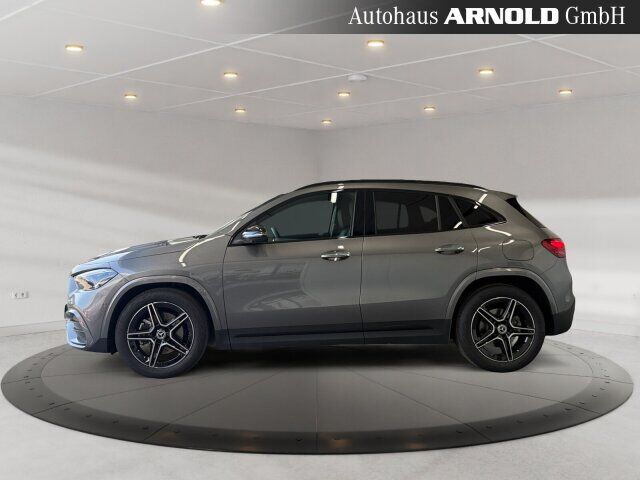 MERCEDES-BENZ GLA 220 4M AMG-Line Ansicht 2 für Fahrzeugdetailseite