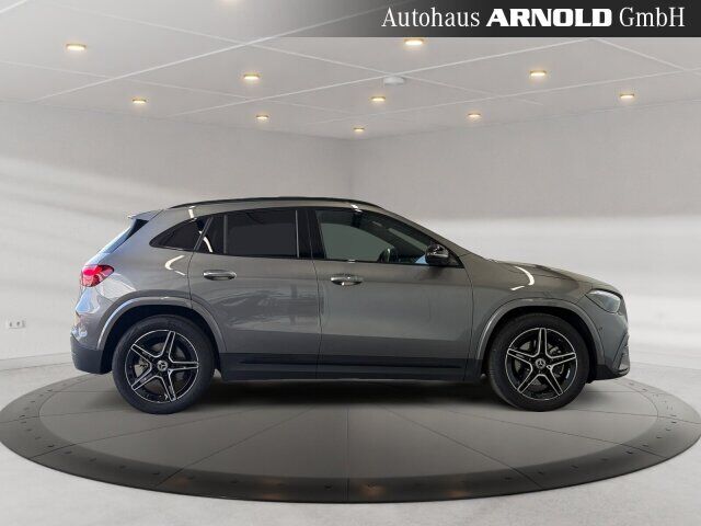 MERCEDES-BENZ GLA 220 4M AMG-Line Ansicht 5 für Fahrzeugdetailseite