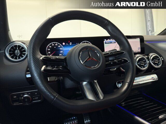 MERCEDES-BENZ GLA 250 4M AMG-Line Ansicht 10 für Fahrzeugdetailseite