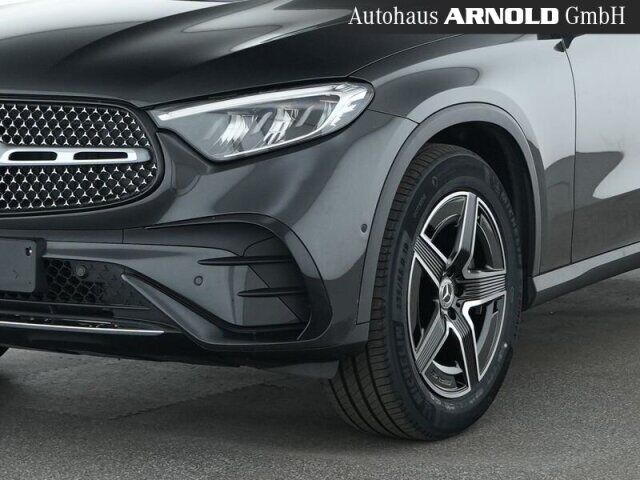 MERCEDES-BENZ GLC 200 4M AMG-Line Ansicht 3 für Fahrzeugdetailseite