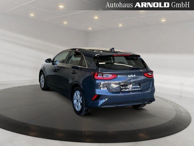 KIA Ceed 1.5 T-GDI VISION Ansicht 3 für Fahrzeugdetailseite