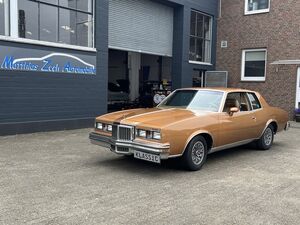 PONTIAC ANDERE Grand Prix 5,0 V 8 * Schweizer Fahrzeug