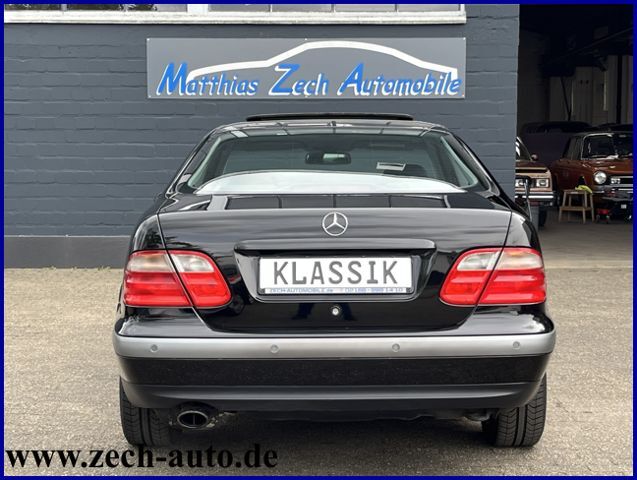 MERCEDES-BENZ CLK 320 Elegance * 2. Hand * Top Ausstattung
