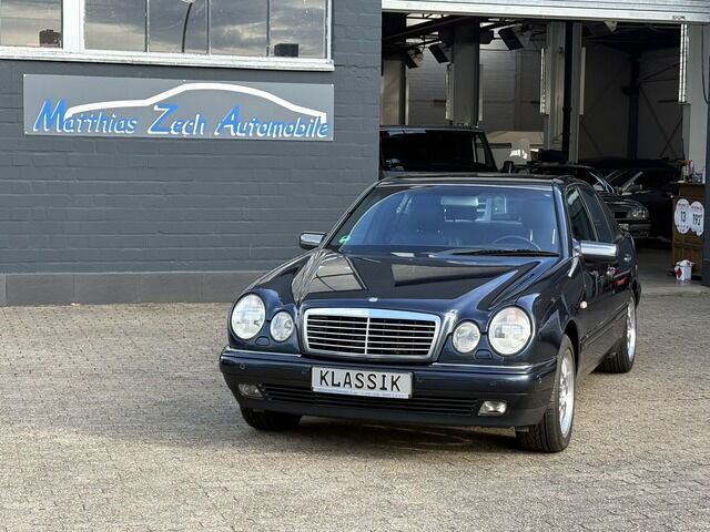MERCEDES-BENZ E 280