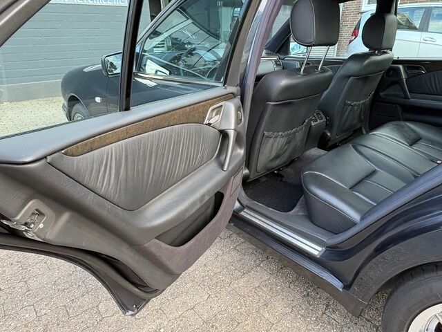MERCEDES-BENZ E 280 Avantgarde * Leder * Xenon * PDC