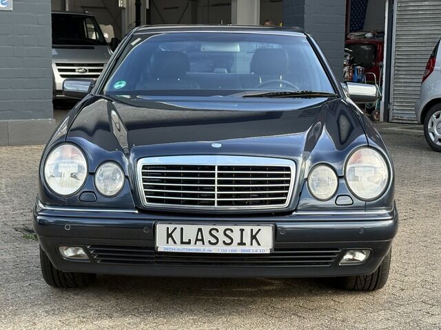 MERCEDES-BENZ E 280 Avantgarde * Leder * Xenon * PDC