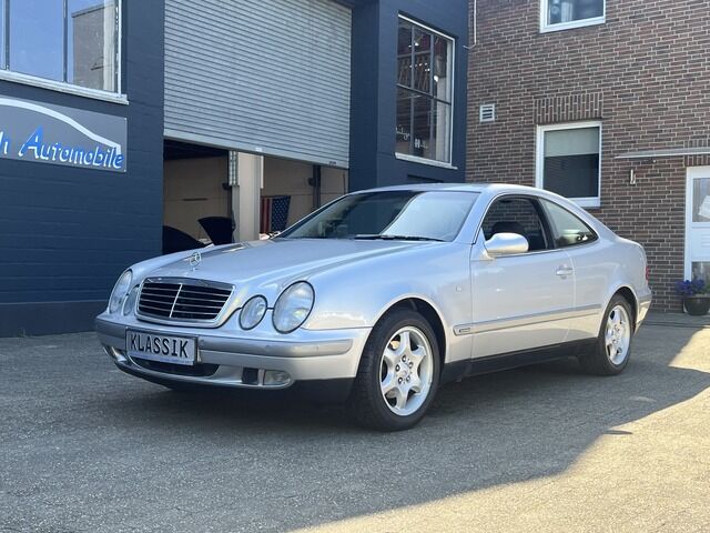 MERCEDES-BENZ CLK 200