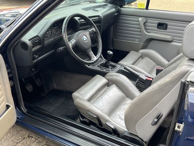 BMW 318 i Cabrio * Leder * Sportsitze * H- Kennzeich
