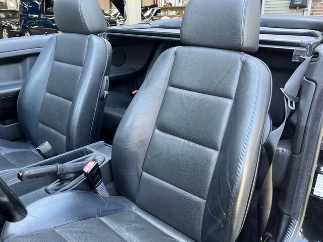 BMW 318 i Cabrio E 36 * Triple Black * Leder